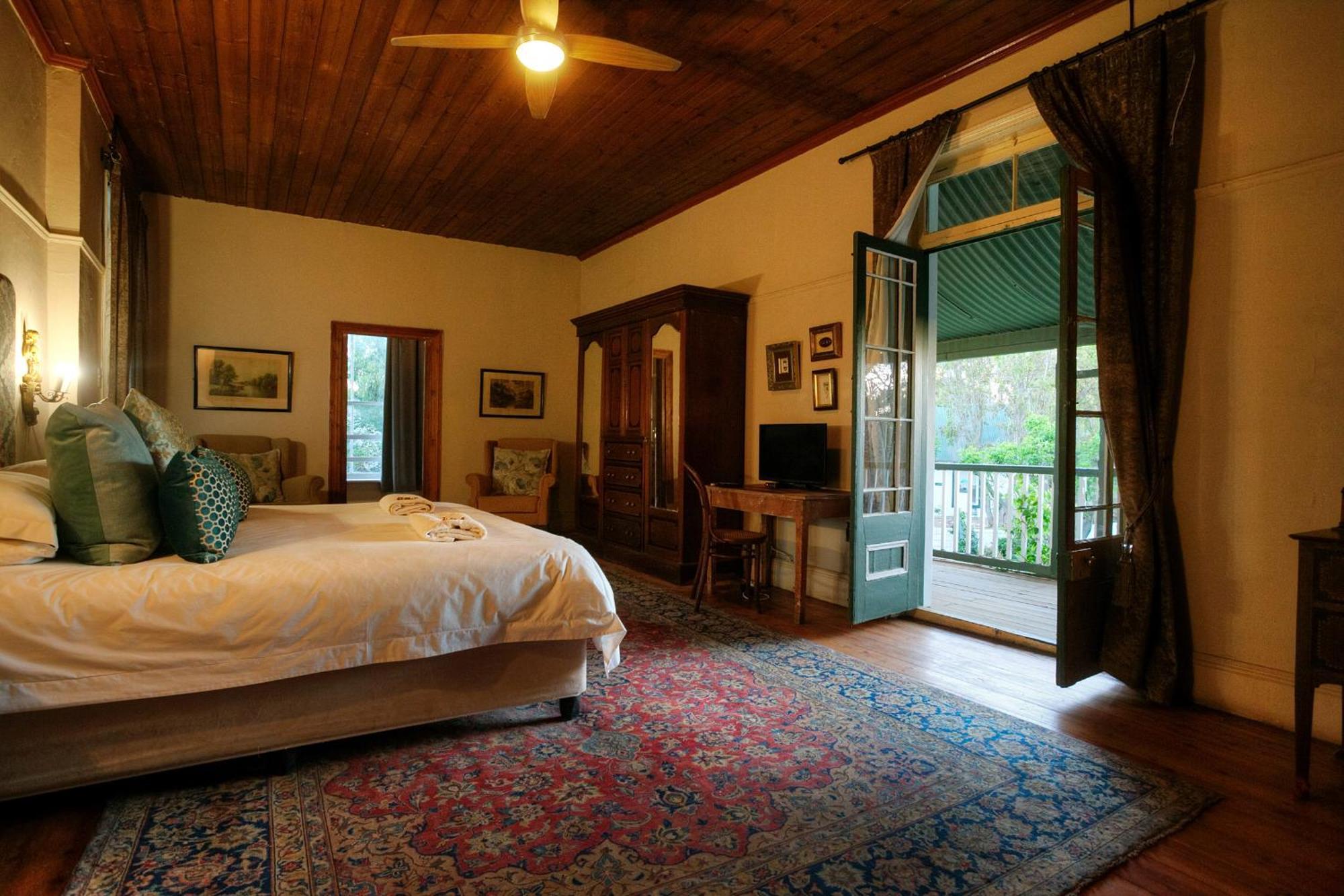 The Willow Historical Guest House Willowmore Exterior photo