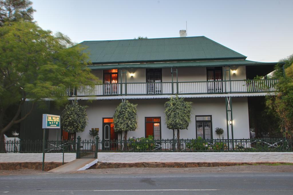 The Willow Historical Guest House Willowmore Exterior photo